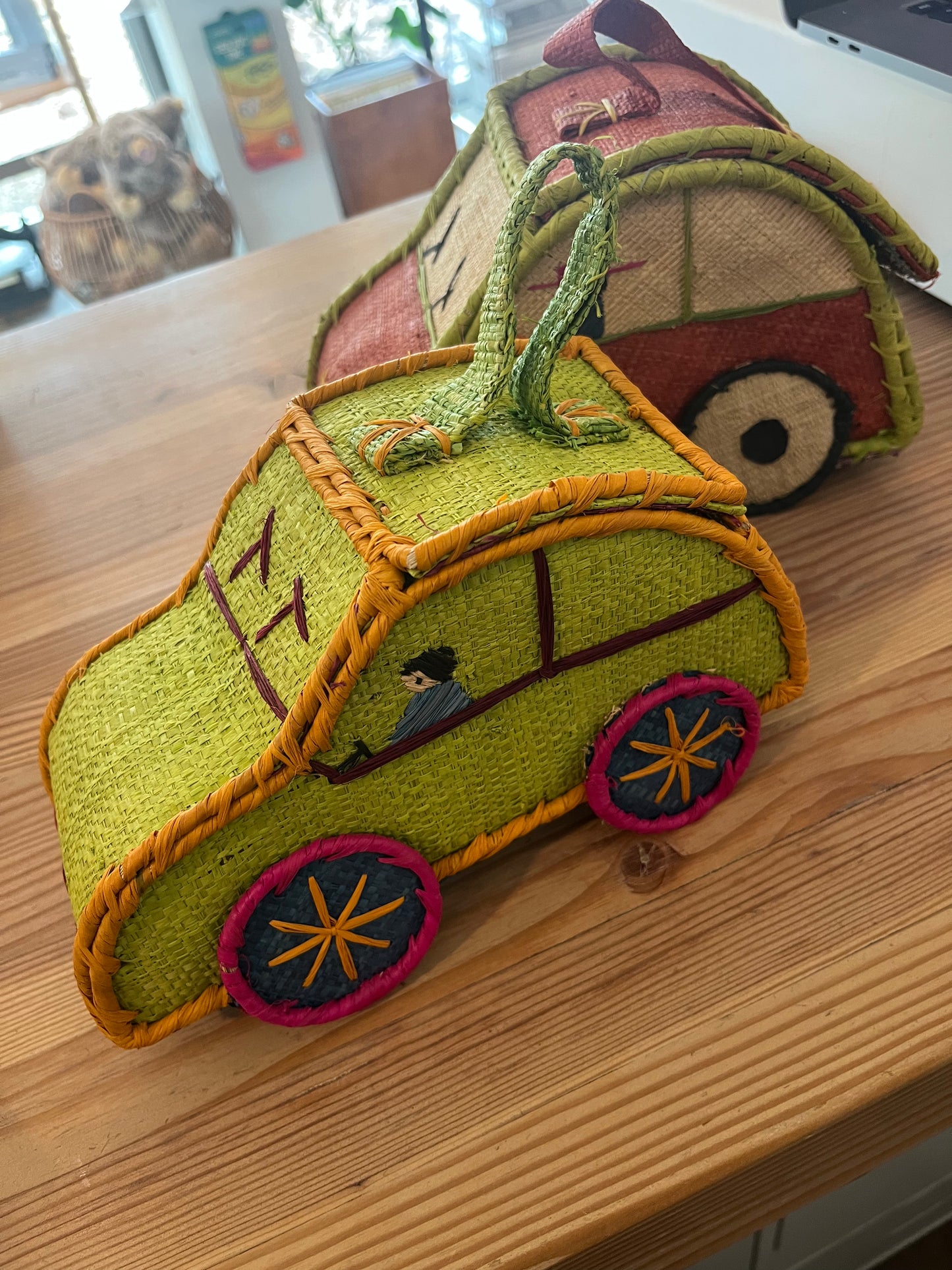 Raffia Car Bag