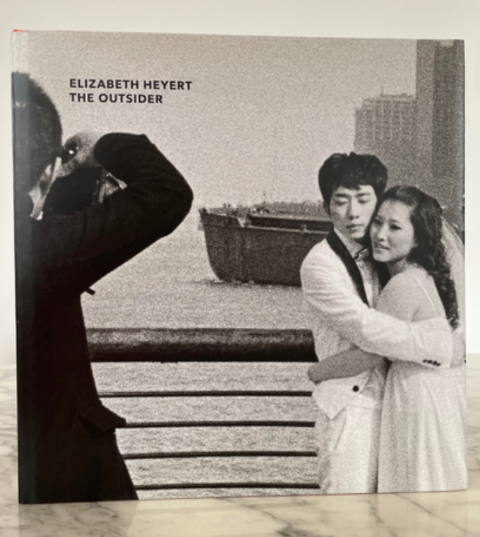 The Outsider / Elizabeth Heyert (NEW)