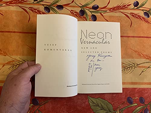 Neon Vernacular: New and Selected Poems / Komunyakaa, Yusef