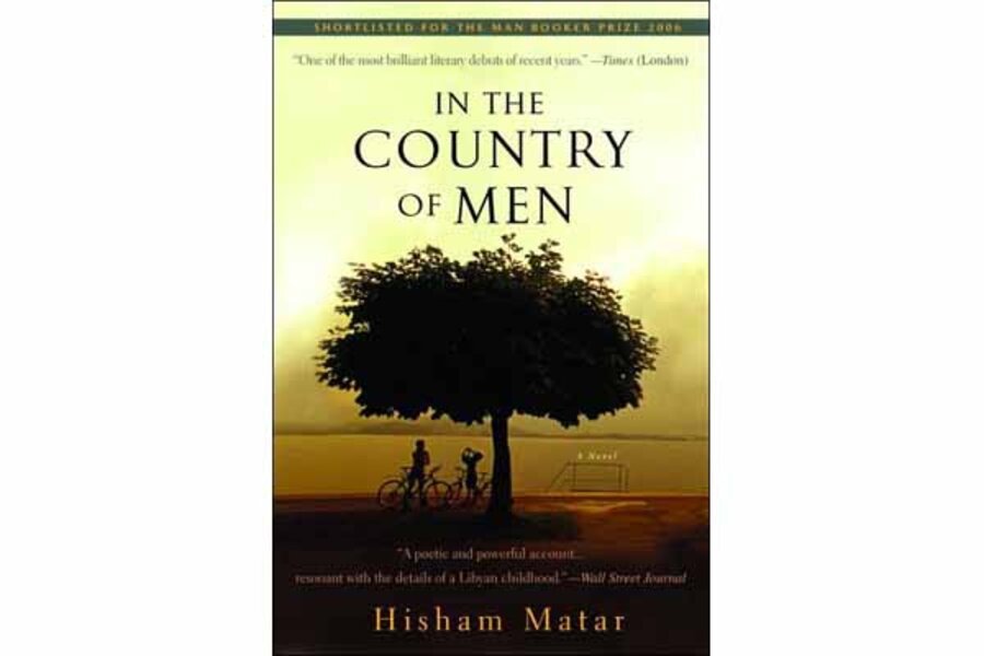 In the Country of Men / Hisham Matar