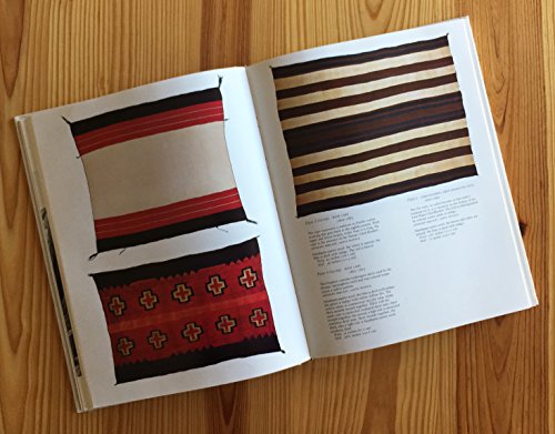 Walk in Beauty: The Navajo and Their Blankets / Anthony Berlant and Mary Hunt Kahlenberg