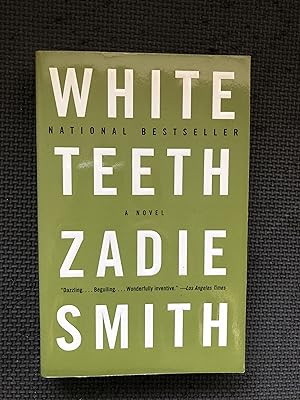 White Teeth: A Novel / Zadie Smith